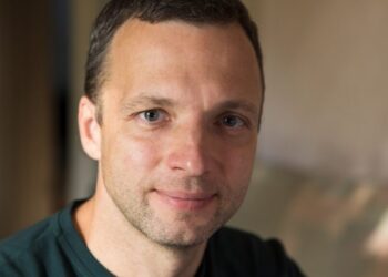 Bram (27): “Mensen met een bijstandsuitkering zouden verplicht vrijwilligerswerk moeten doen”