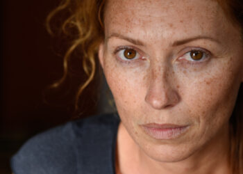 Sara (33): “Ik koos voor een anonieme donor om alleen moeder te worden – nu wil mijn familie niets meer met me te maken hebben”