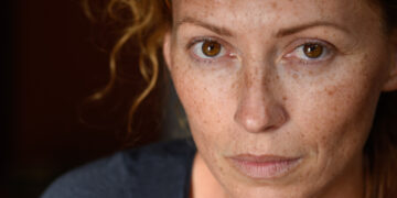 Sara (33): “Ik koos voor een anonieme donor om alleen moeder te worden – nu wil mijn familie niets meer met me te maken hebben”