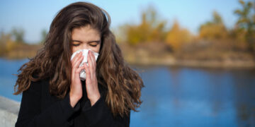 Je neus snuiten of je snot ophalen bij verkoudheid? Hier het antwoord! (nooit meer doen dus)