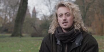 Milan leeft met NAH en krijgt ondersteuning bij zijn nieuwe woning in ‘Uitstel van Executie: Raad en Daad’