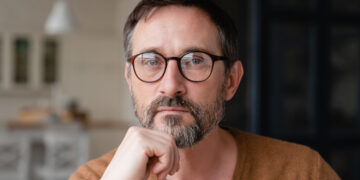 Hans (37): ‘Mijn schoonouders houden zich niet aan onze regels. Moet ik hen hierop aanspreken?’