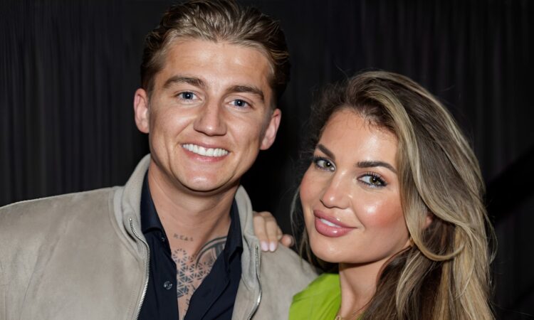 Mart Hoogkamer verrast Jennifer met ‘sprookjesachtige babyshower’