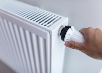 Slechts één kamer verwarmen maar niet je hele huis? Dit zijn de gevaren als je dit doet!
