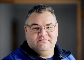 Thomas (44): ‘Ik neem geen vrouwen aan in mijn bedrijf, ik denk namelijk dat ze te vaak thuis blijven met de kinderen’