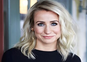 Dionne Stax bevallen van eerste kindje en deelt de foto met prachtige naam