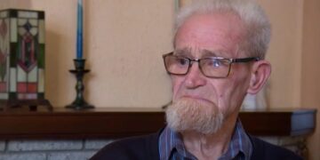 Job (90) worstelt met eenzaamheid tijdens kerst: “Wie denkt er nog aan mij?”