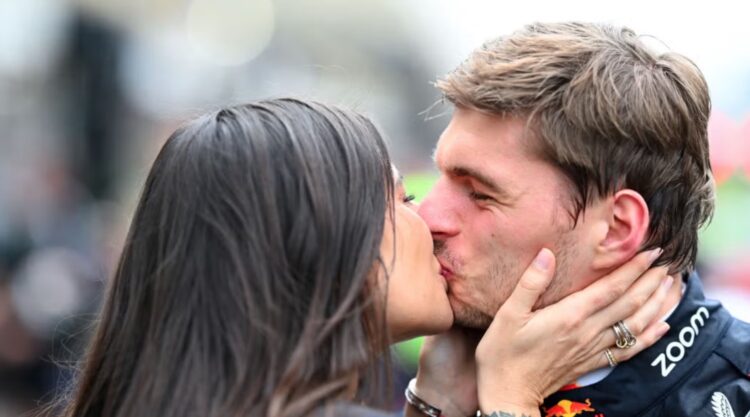 Max Verstappen en Kelly Piquet weten het geslacht van baby Verstappen