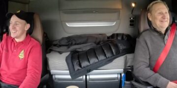 De Augurkenkoning staande gehouden tijdens kerstspecial