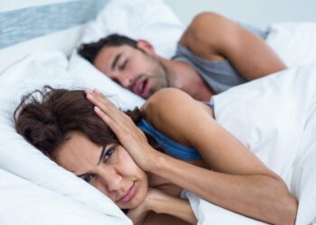 Marcella (45): “Wij slapen al 2 jaar apart maar ben bang voor de reacties van vrienden en familie”