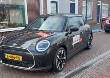 Tijd dringt: Staatsloterij zoekt met spoed winnaars 15 auto’s en miljoenen aan prijzengeld