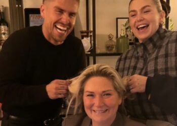 Roxeanne Hazes viert verjaardag samen met André Hazes én oudste zus Nathalie