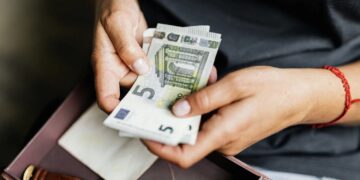 De gevolgen van inflatie: waarom gezond eten voor velen onbetaalbaar wordt – dit kun je doen om te besparen!