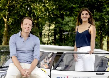 Herman van der Zandt en Anna Gimbrère verwelkomen hun eerste zoon: ‘Smoorverliefd’