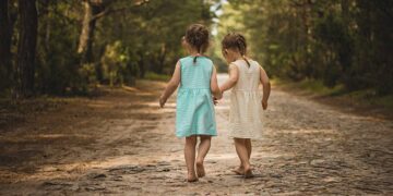 Annette: ‘Mijn dochter en de dochter van de buren lijken wel zussen’