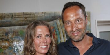 John van t Schip eert zijn overleden partner Danielle op haar verjaardag