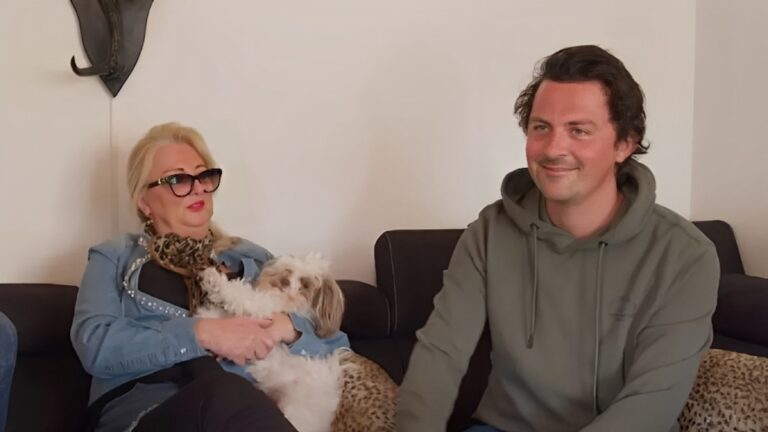 Moeder Monique onthult details over ‘affaire’ van Mike: ‘Met Denise was