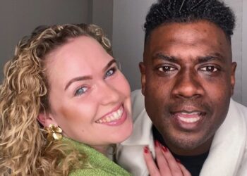 Rowan en Astleigh blikken terug op bijzondere bevalling en nieuw ouderschap