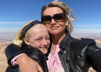 Tooske Ragas deelt emotioneel bericht over haar dochter: “Dat ik erbij mocht zijn”