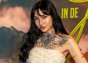 Echte Meisjes In DeJungle-Christina Curry doet bizarre onthulling