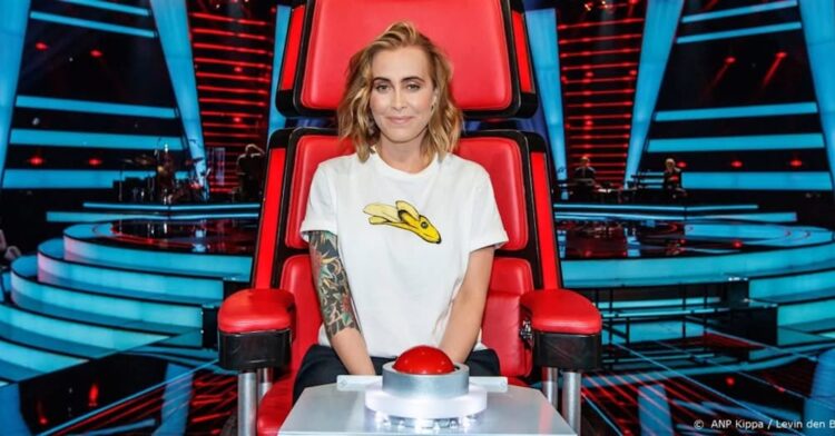 Ex-The Voice-kandidate getraumatiseerd door ervaring met coach Anouk:“Ik heb er jaren niet over kunnen praten”