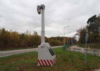 De flexflitser is slim, maar heeft een zwakke plek waardoor je een boete kan voorkomen