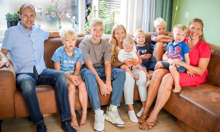 Maarten en Gerdine Blom van Een Huis Vol verwachten negende kind: ‘aankondiging heel bijzonder’