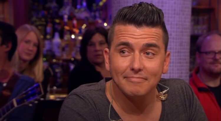 Buurman Jan Smit is het zat: ‘Zijn honden terroriseren de buurt!’