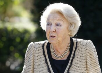 Prinses Beatrix op het nippertje aan de dood ontsnapt: ‘Levensgevaarlijke situatie’