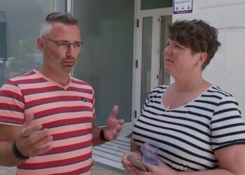 Hilarisch: Kijkers gieren om onvoorbereid koppel in Het Roer Om: ‘Het is wat het is’