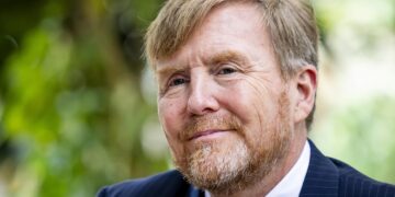 Koning zorgt weer voor enorme ophef: ‘Een beetje dom’