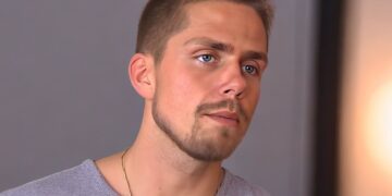 André Hazes kapot van verdriet: ‘Zo hoorde ik dat mijn vader dood was’