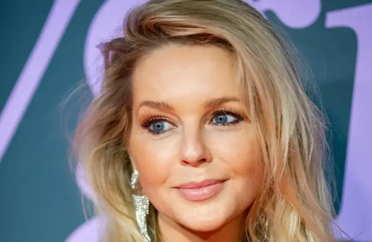 Kijkers haken massaal af: hoe lang houdt RTL4 nog vast aan Chantal Janzen?