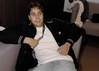 Fans reageren massaal op metamorfose Frans Bauer Jr.