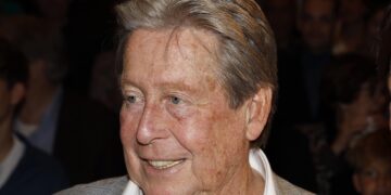 Emotionele Hans Kazàn deelt verschrikkelijke tegenslag