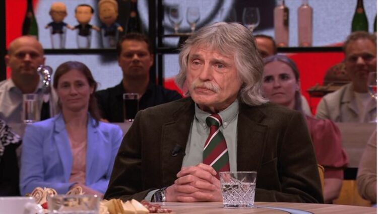 Johan Derksen keert terug bij Vandaag Inside en deelt ingrijpend nieuws over zijn vrouw