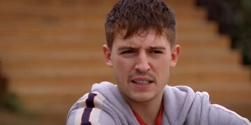 ‘Lil’ Kleine is vreemdgegaan met deze dame en ze is een hele bekende’