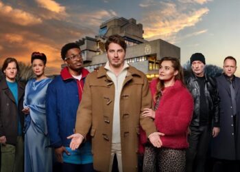 Mike en moeder uitzonderlijke sterren in The Passion: echter waar was Denise?