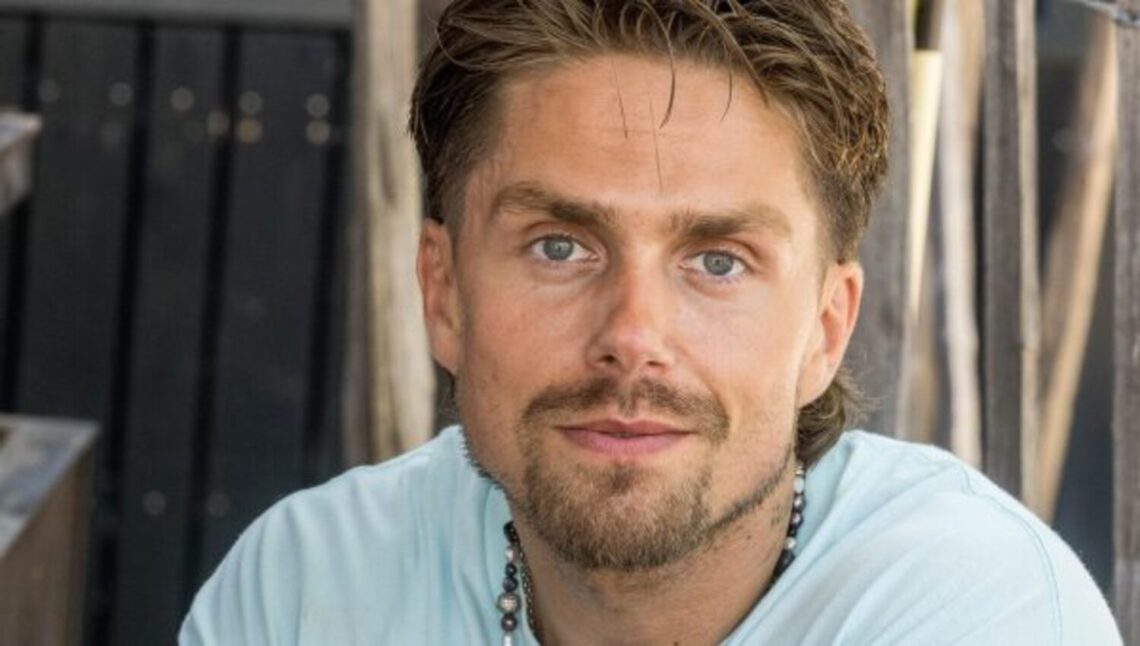 André Hazes jr. in zwaar weer: ‘Hij weet niet waar hij heen moet’