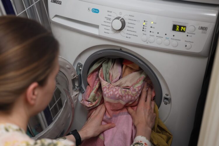 Nieuw onderzoek: op déze temperatuur moet je je beddengoed wassen (en nee, het is geen 60 graden)