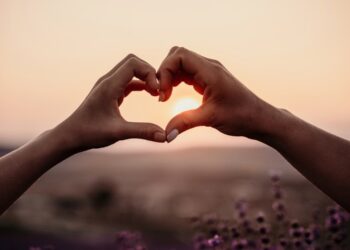 Liefde herwonnen na moeilijke periode: dit bekende koppel is onverwachts weer bij elkaar