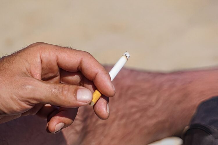 Op deze populaire strandlocaties is roken per direct verboden