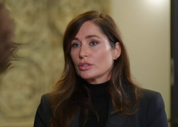 MAFS-Femke choqueert kijkers: Speelt er iets tussen haar en Lennart?