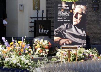 Koninklijk eerbetoon aan Jonnie Boer: ‘Een gebaar van medeleven bij afscheid topchef’