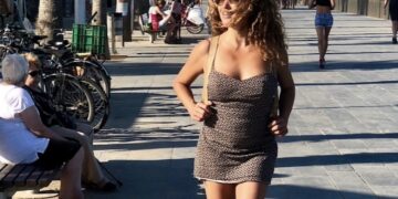 Katja Schuurman op ‘watchlist’ van luchtvaartmaatschappijen: wat is er aan de hand?