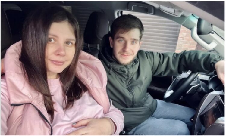 Marina (37) en haar 24-jarige zoon verwachten opnieuw een kind: een relatie die de wereld verbaast en verdeelt