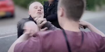 Volkert van der Graaf draait helemaal door en valt journalist aan: “Iets knapte bij hem net als toen”