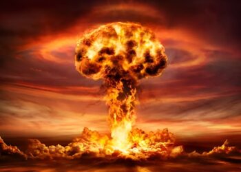 Opvolger van Nostradamus doet angstaanjagende voorspelling over derde wereldoorlog