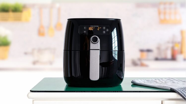 Duizenden maken deze fout met de airfryer: dit moet je echt vermijden