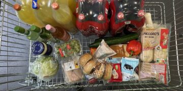 Je gelooft niet wat dit boodschappenkarretje tegenwoordig kost